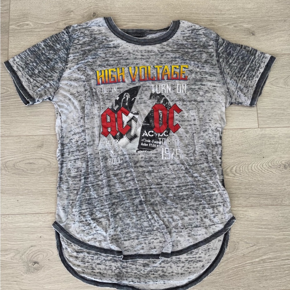 Vintage Look AC/DC High/Low T-Shirt Size Large